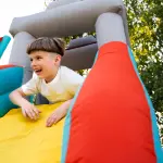 Dall'annuncio tradizionale alla visibilità innovativa: il potere degli  stand gonfiabili